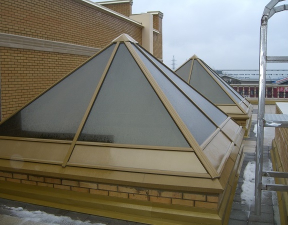 г. Одинцово, Дубки, Торговый центр Гусарская баллада-2